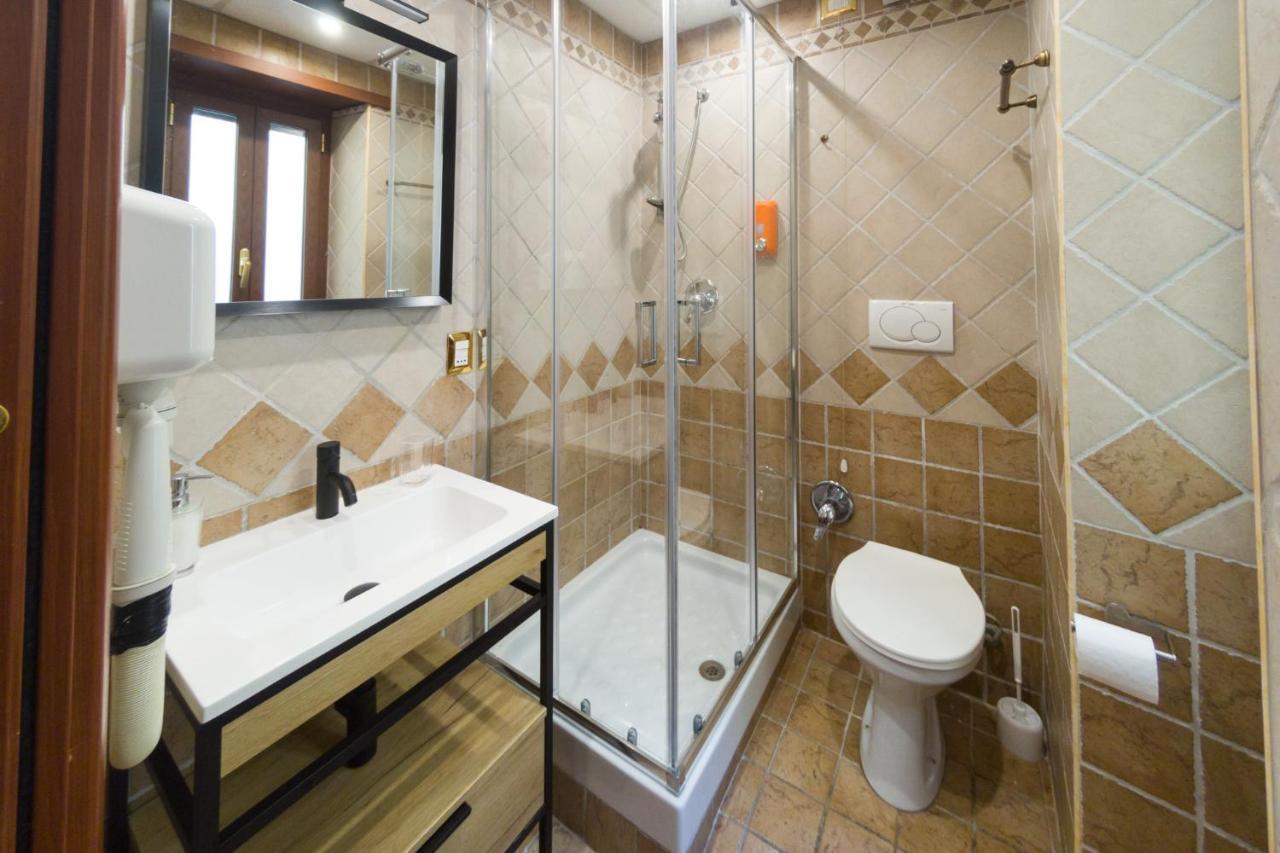 Double Room with Spa Bath