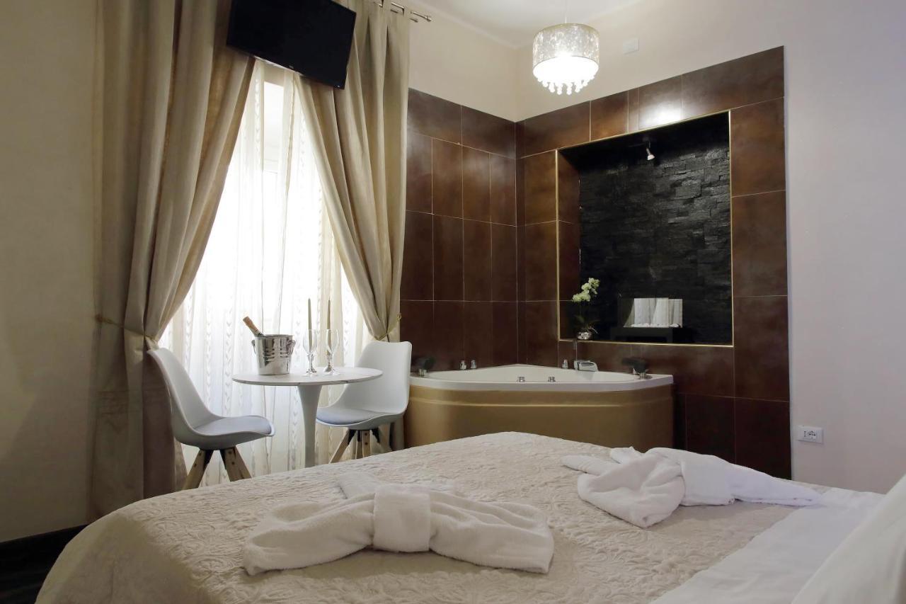 Double Room with Spa Bath