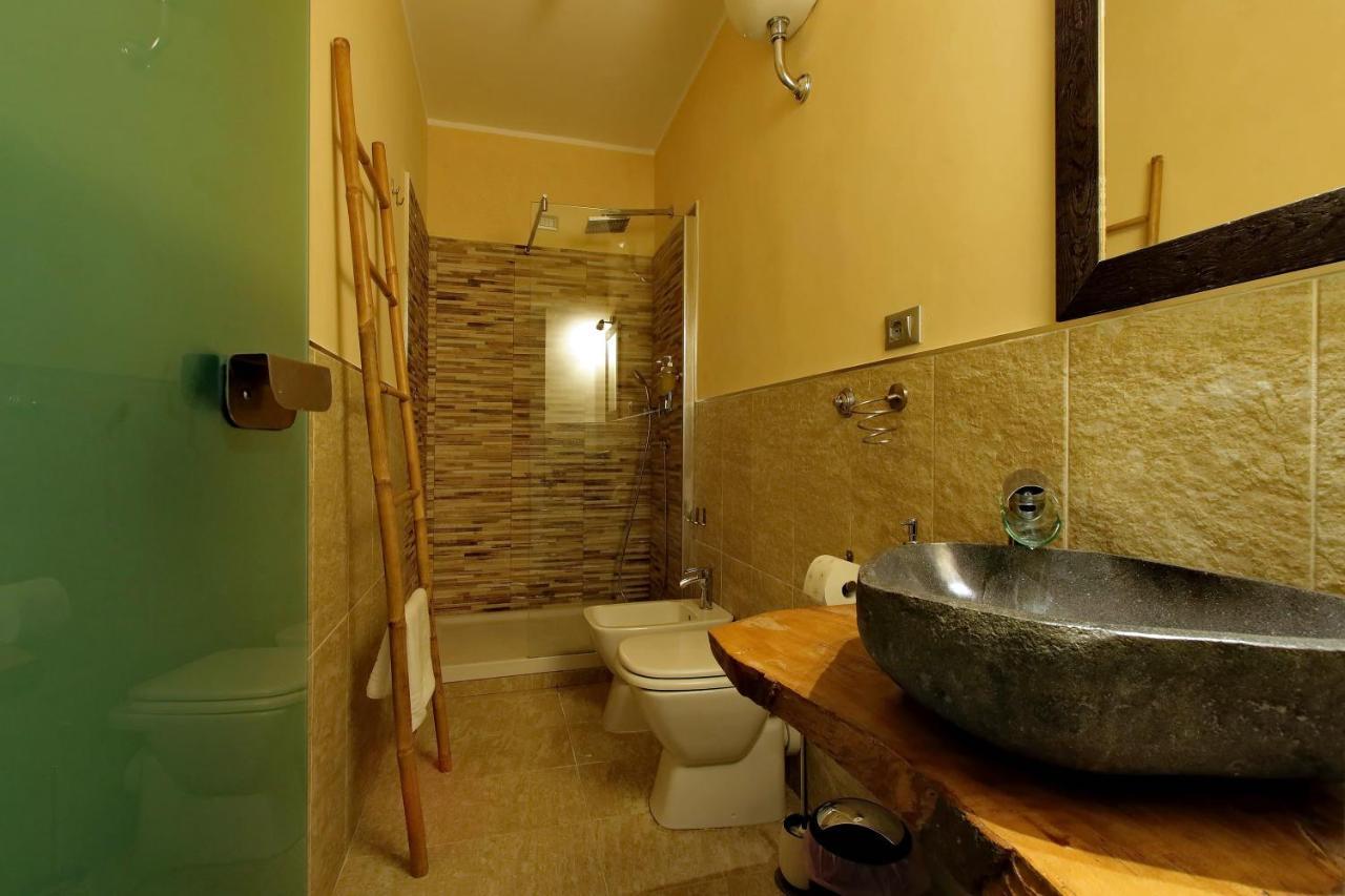 King Room with Spa Bath