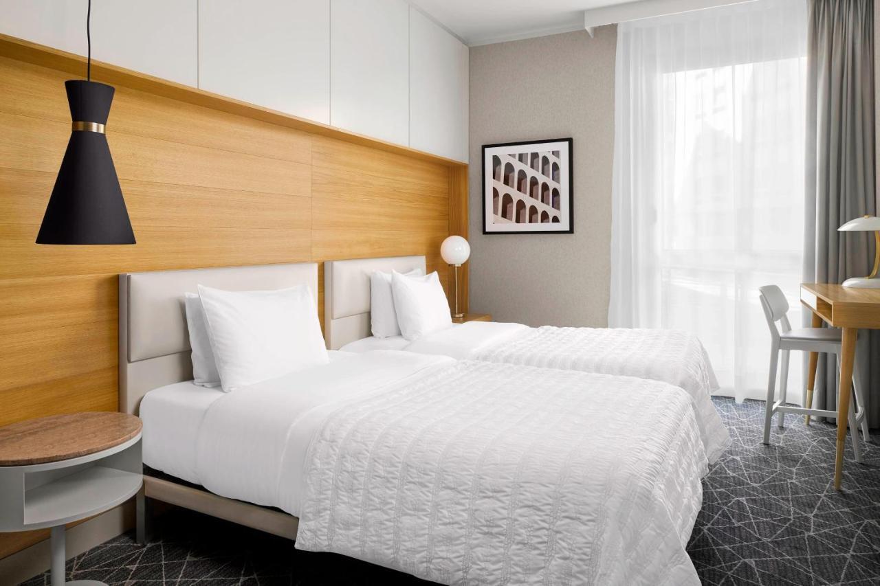 Deluxe Twin Room, Larger Guest room, 2 Twin/Single Bed(s),1618818271:JPEG