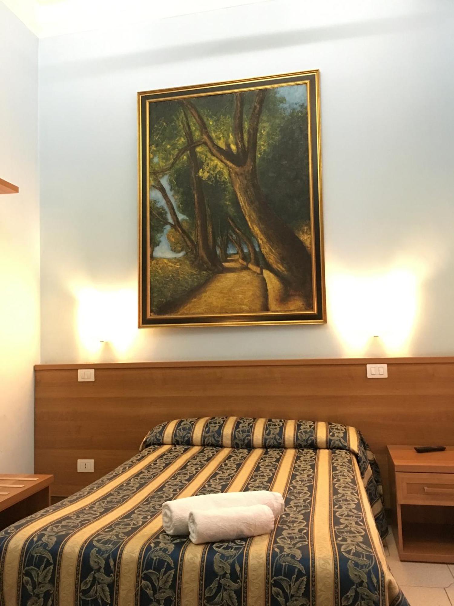 Standard Single Room,1216026679:JPEG