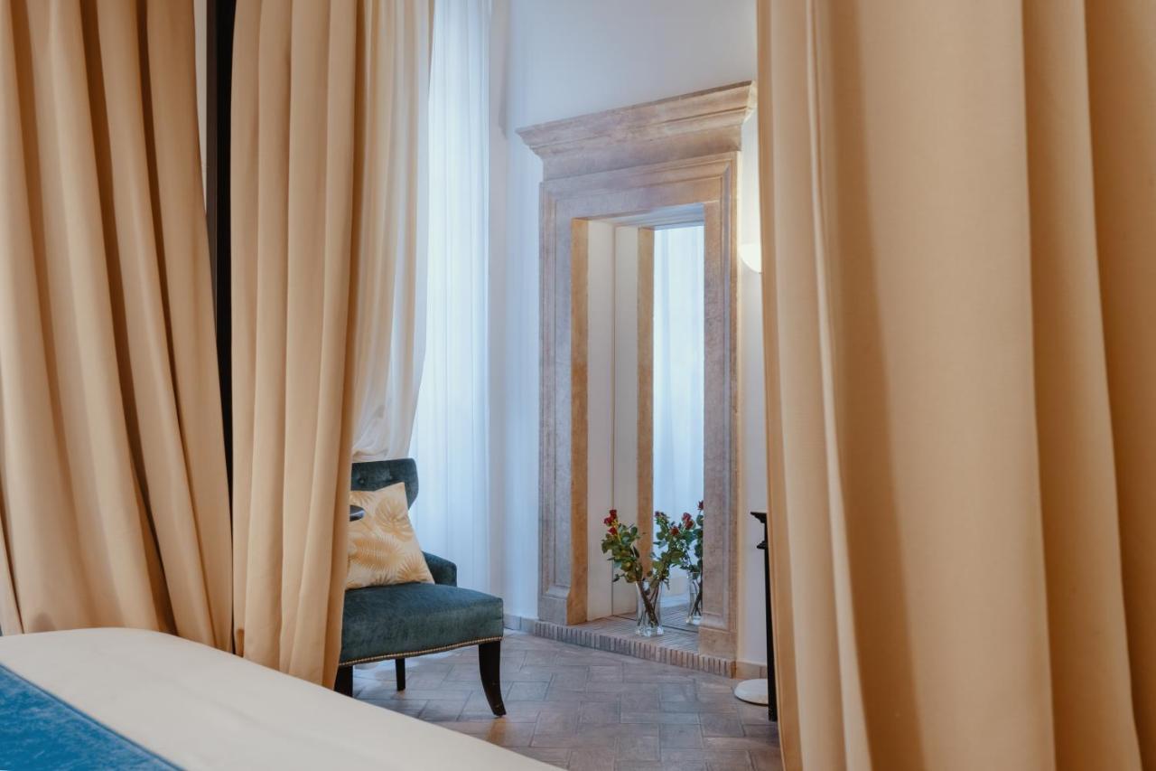 Suite Balcony