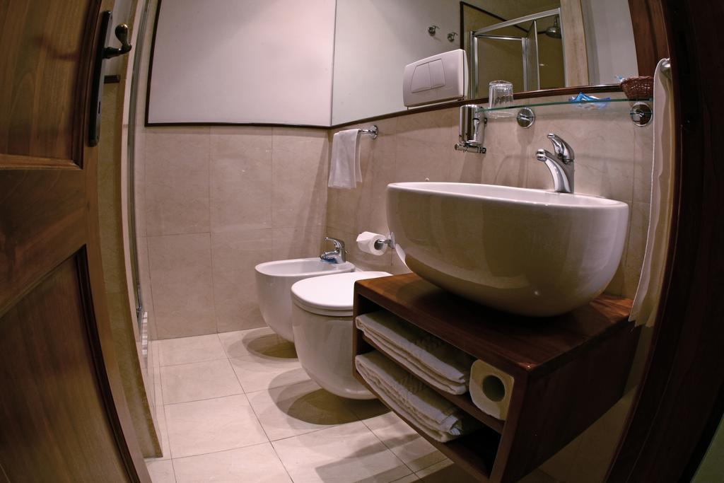 Economy Double Room with Private Bathroom