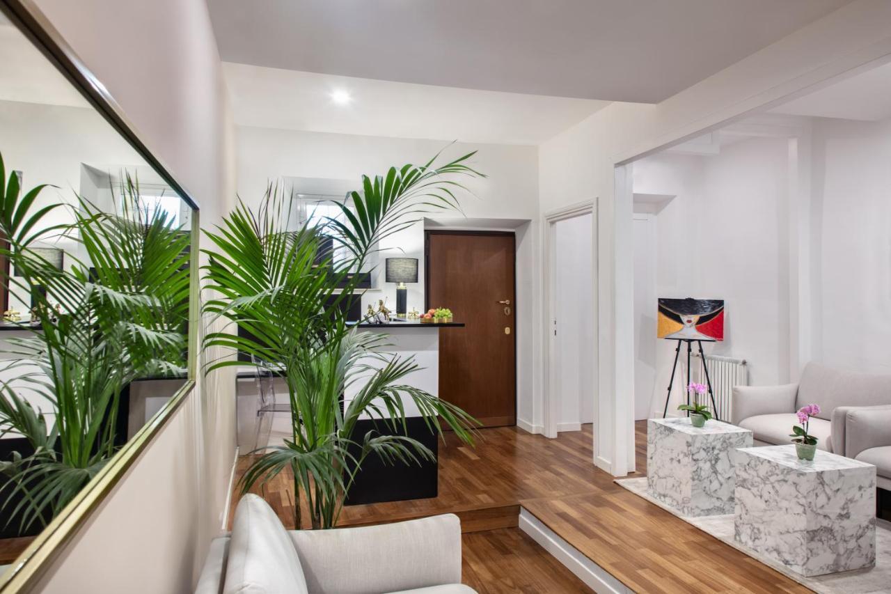 Deluxe King Suite View