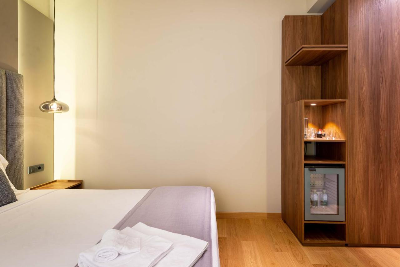 Deluxe Double Room Bath