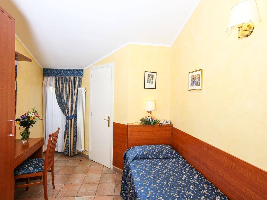 Superior Single Room,134801631:JPEG