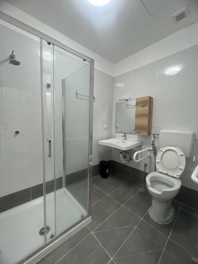 Double Room Private Bathroom,1406638127:JPEG
