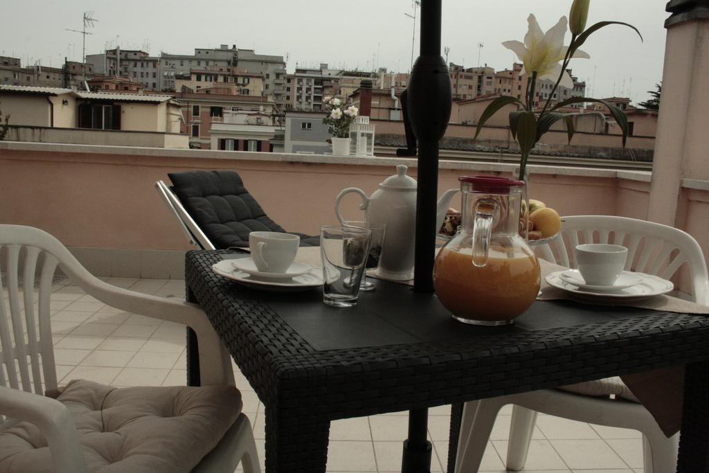 Studio with Terrace