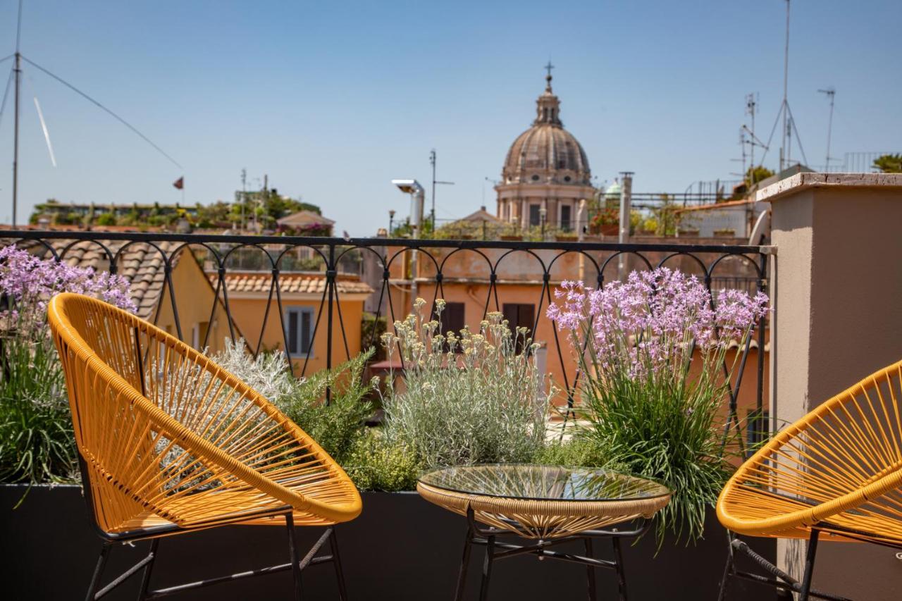 Junior Suite Via Mario de Fiori 59 A