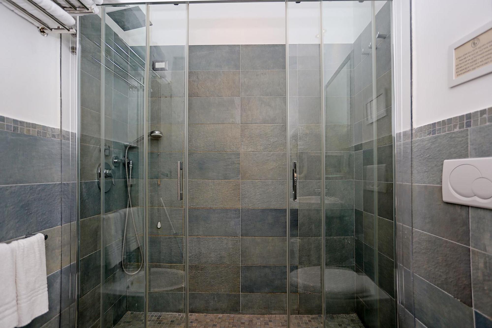 Junior Suite,1433553271:JPEG