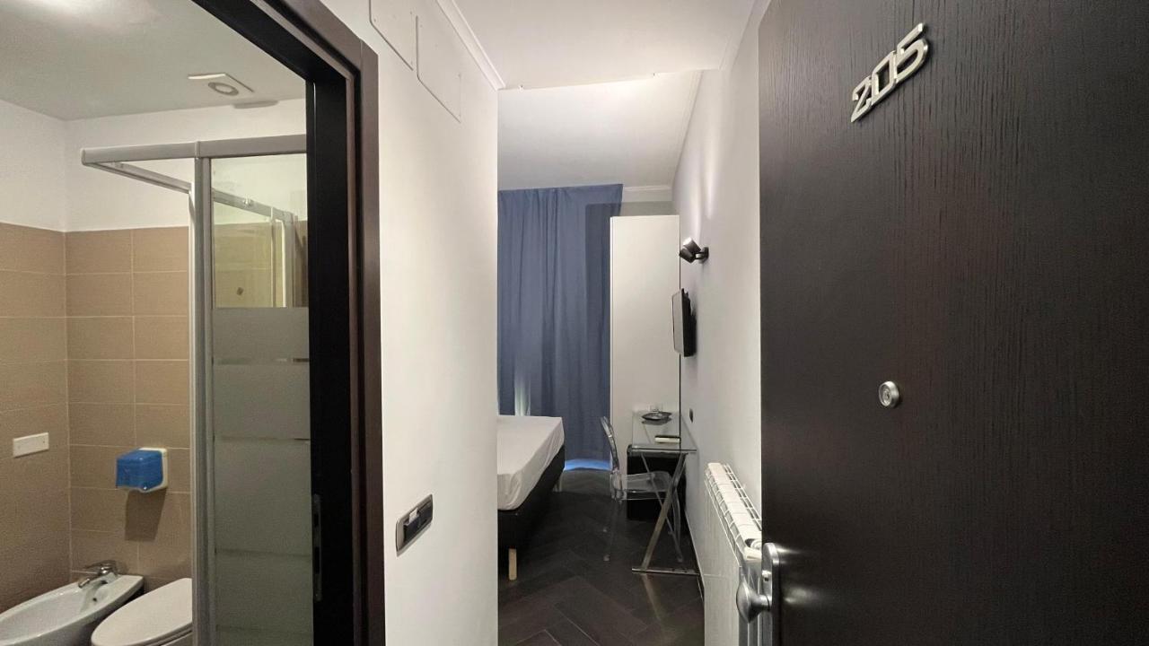 Double Room Private Bathroom