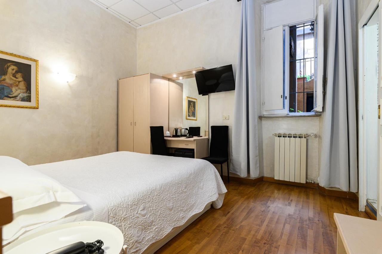 Standard Double or Twin Room,1498548322:JPEG