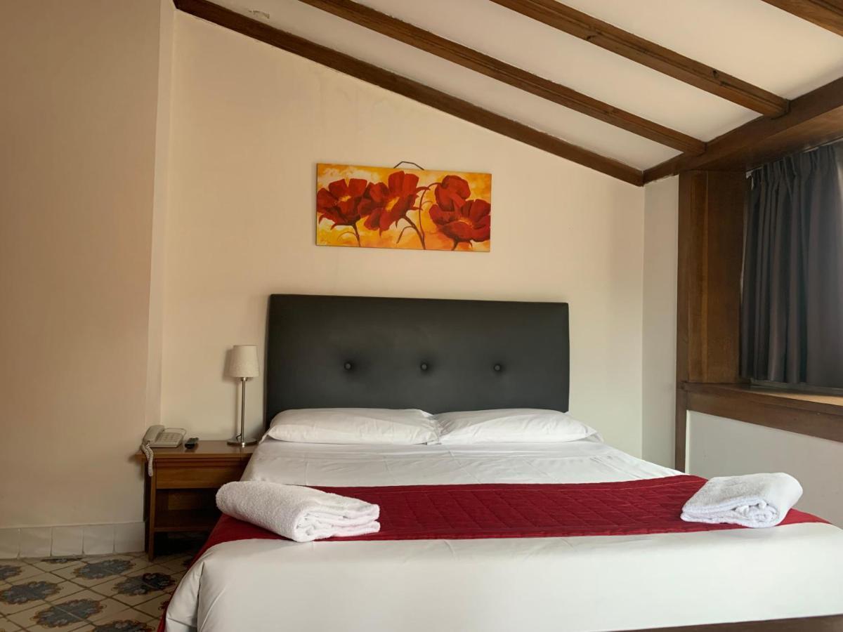 Junior Suite,1498722085:JPEG