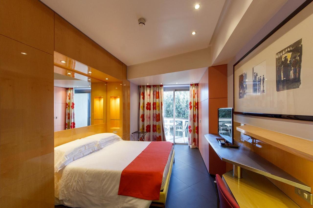 Superior Double or Twin Room with Balcony,1498768552:JPEG