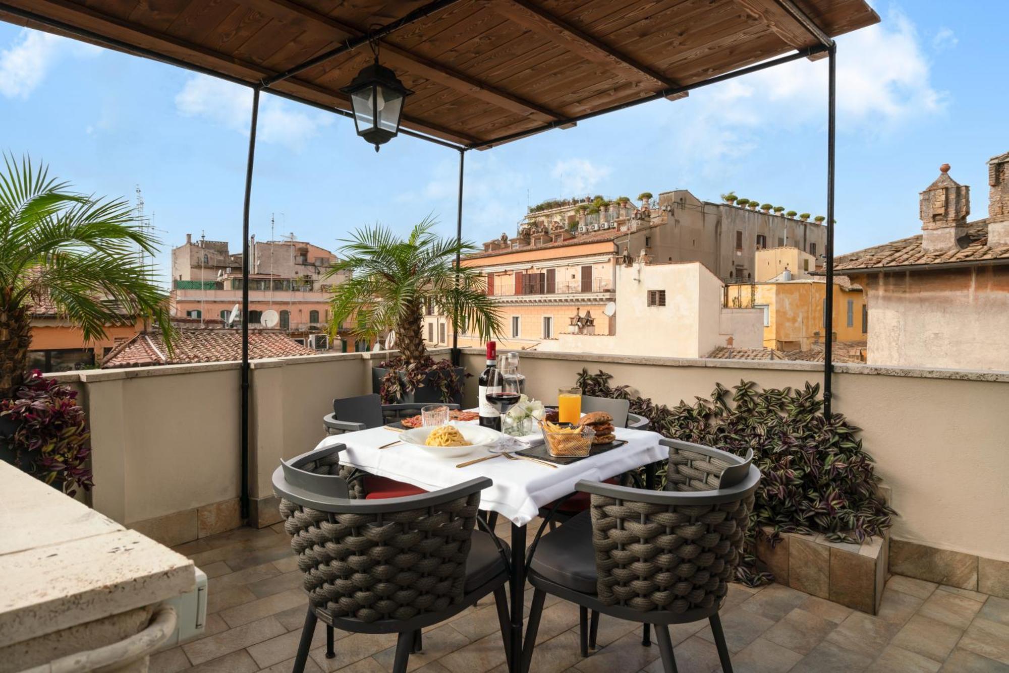 King Suite Balcony Separate Building