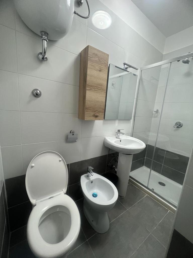 Triple Room with Private Bathroom