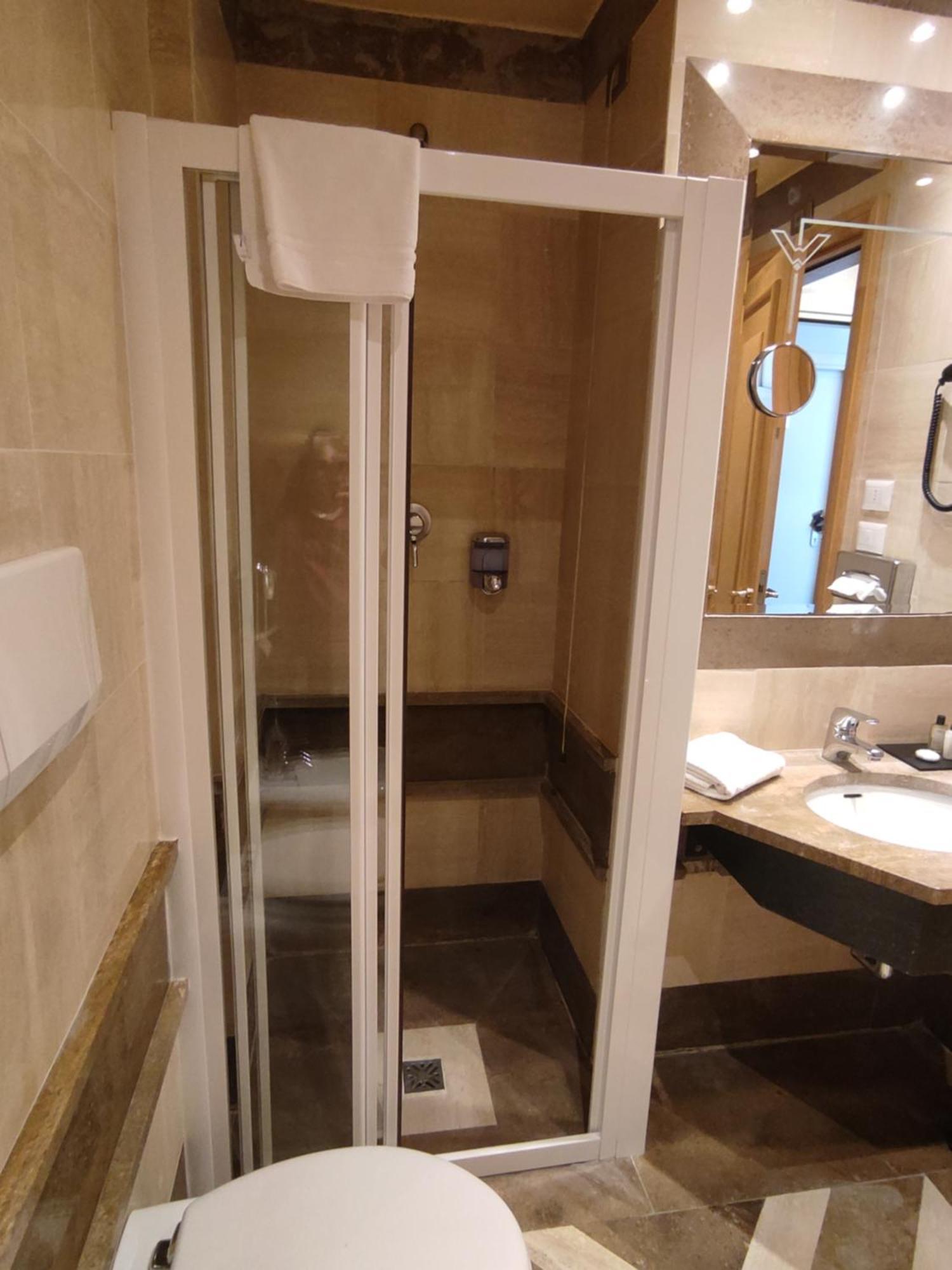Standard Single Room,1549803388:JPEG