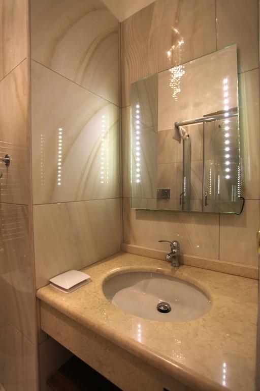 Deluxe Double Room Balcony