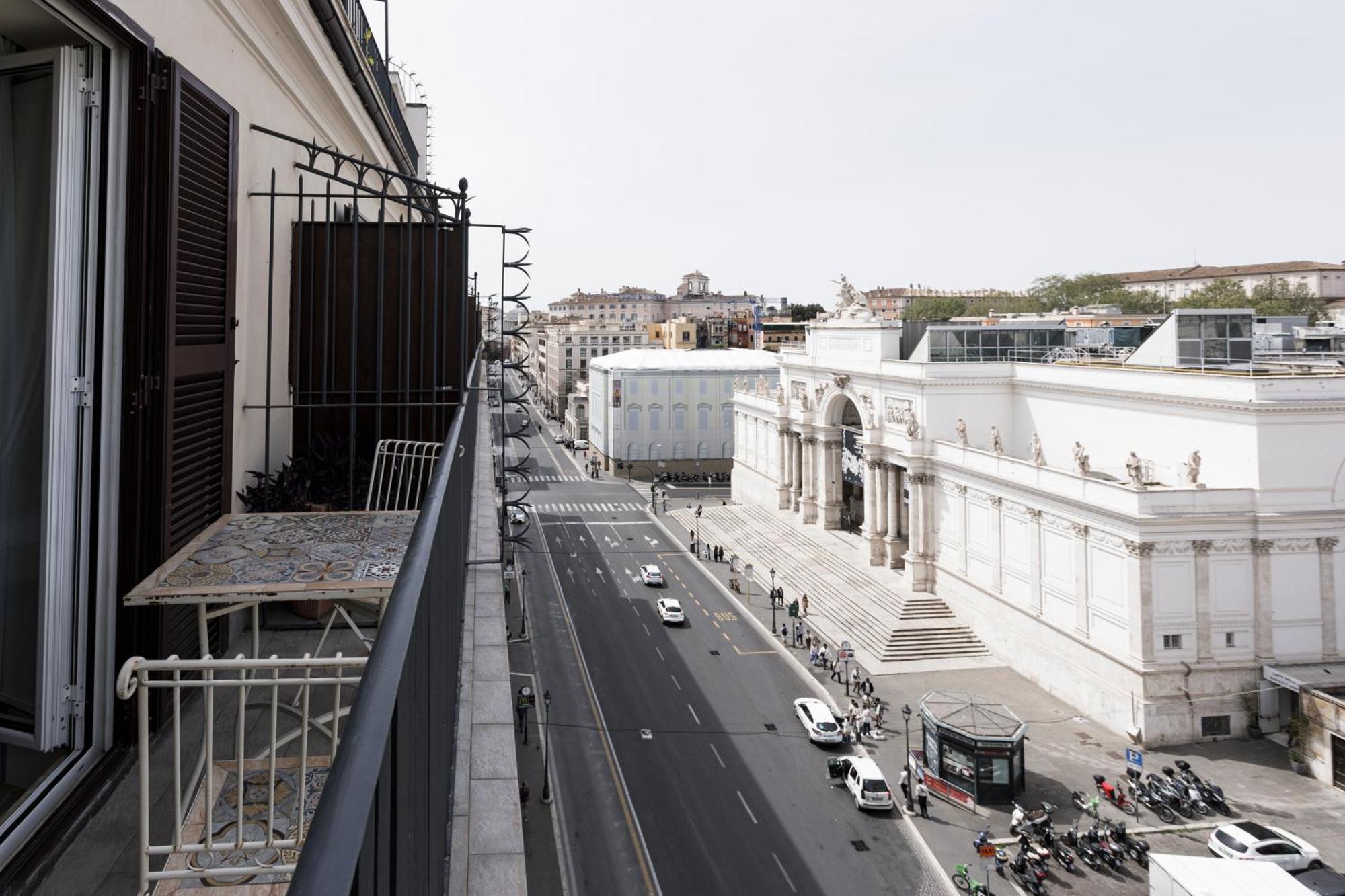Suite Balcony