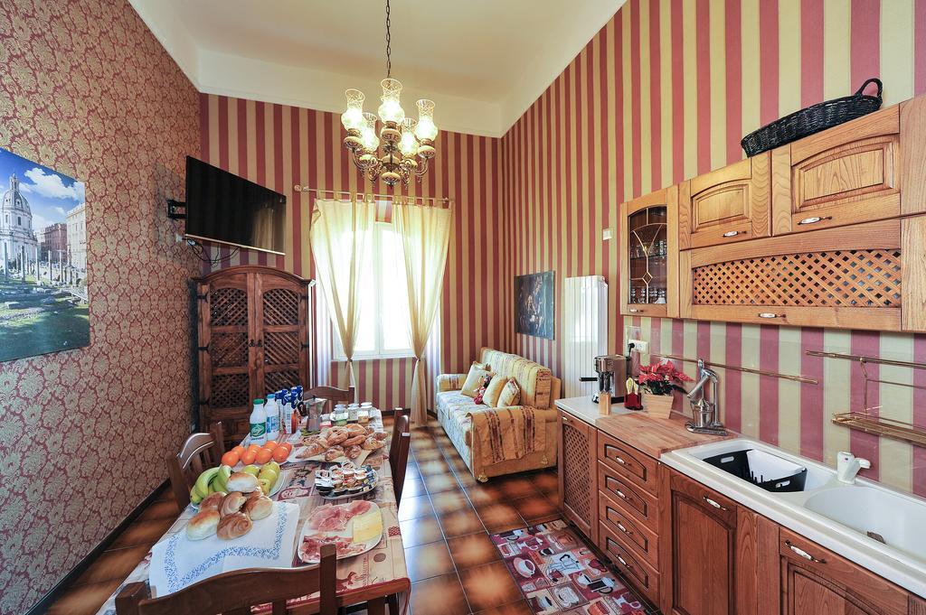 Quadruple Room with Private External Bathroom,170629554:JPEG