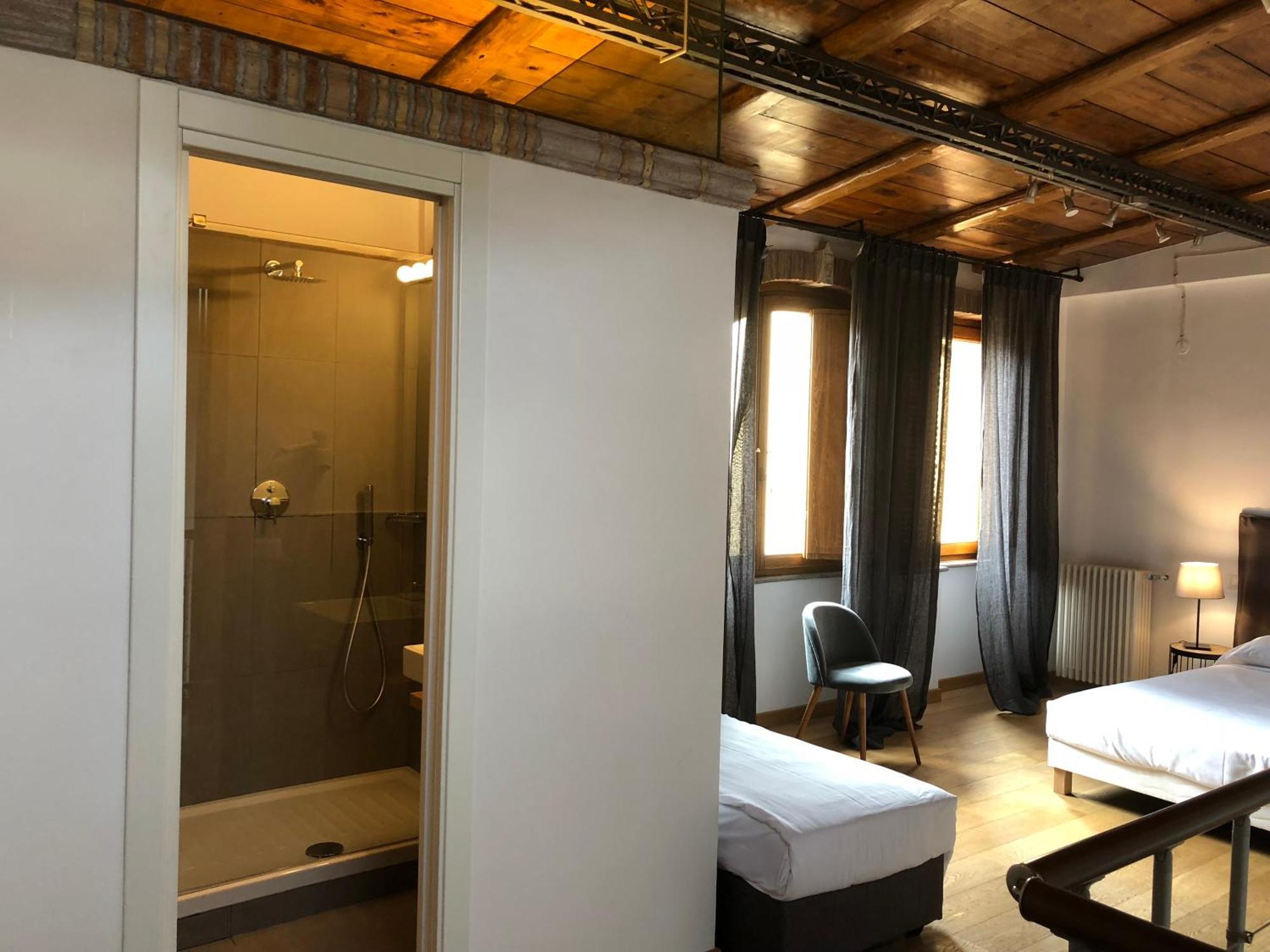 Two-Bedroom Apartment Terrace Annex