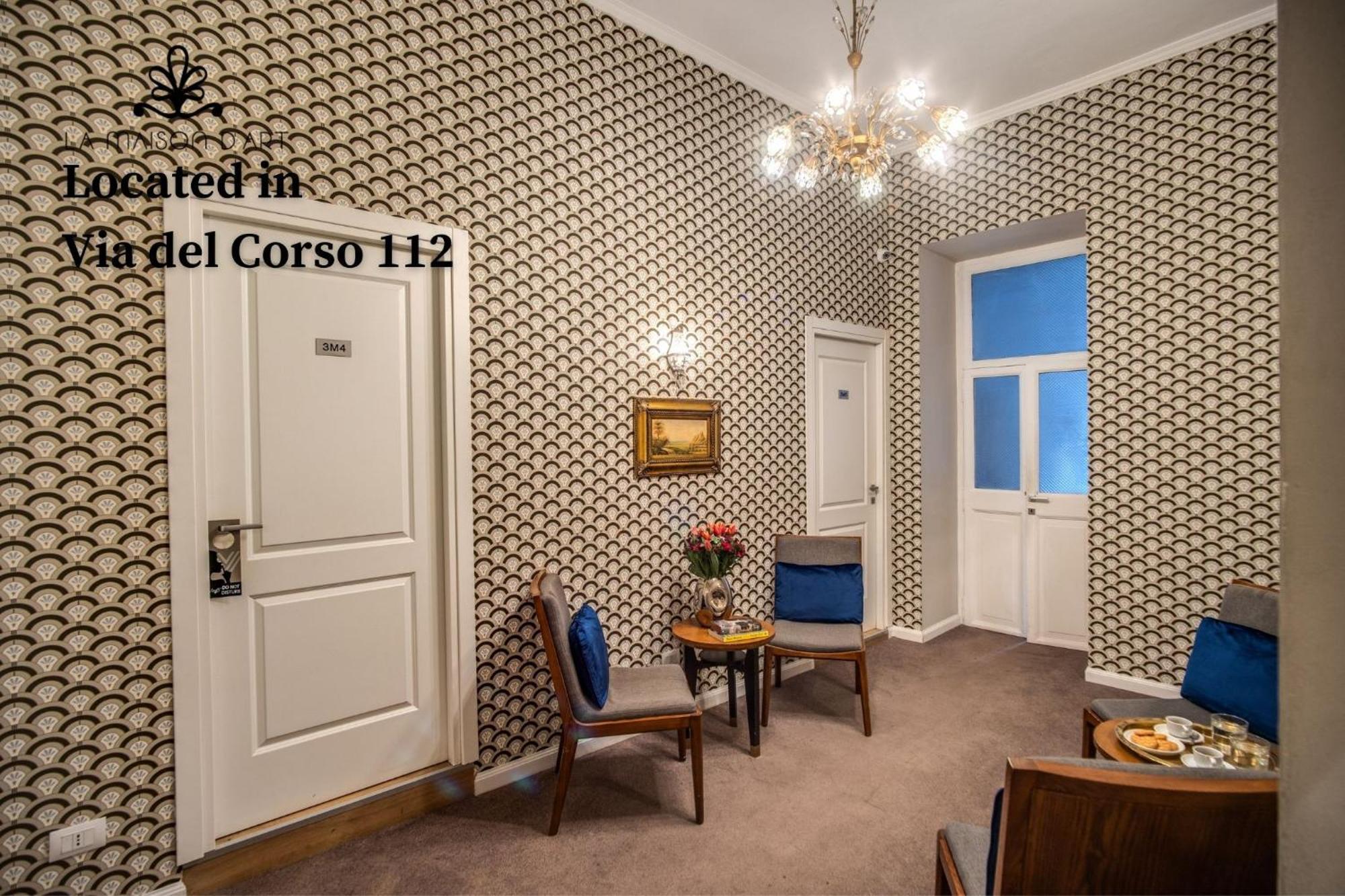 Double Room Balcony Annex building Via del Corso 112
