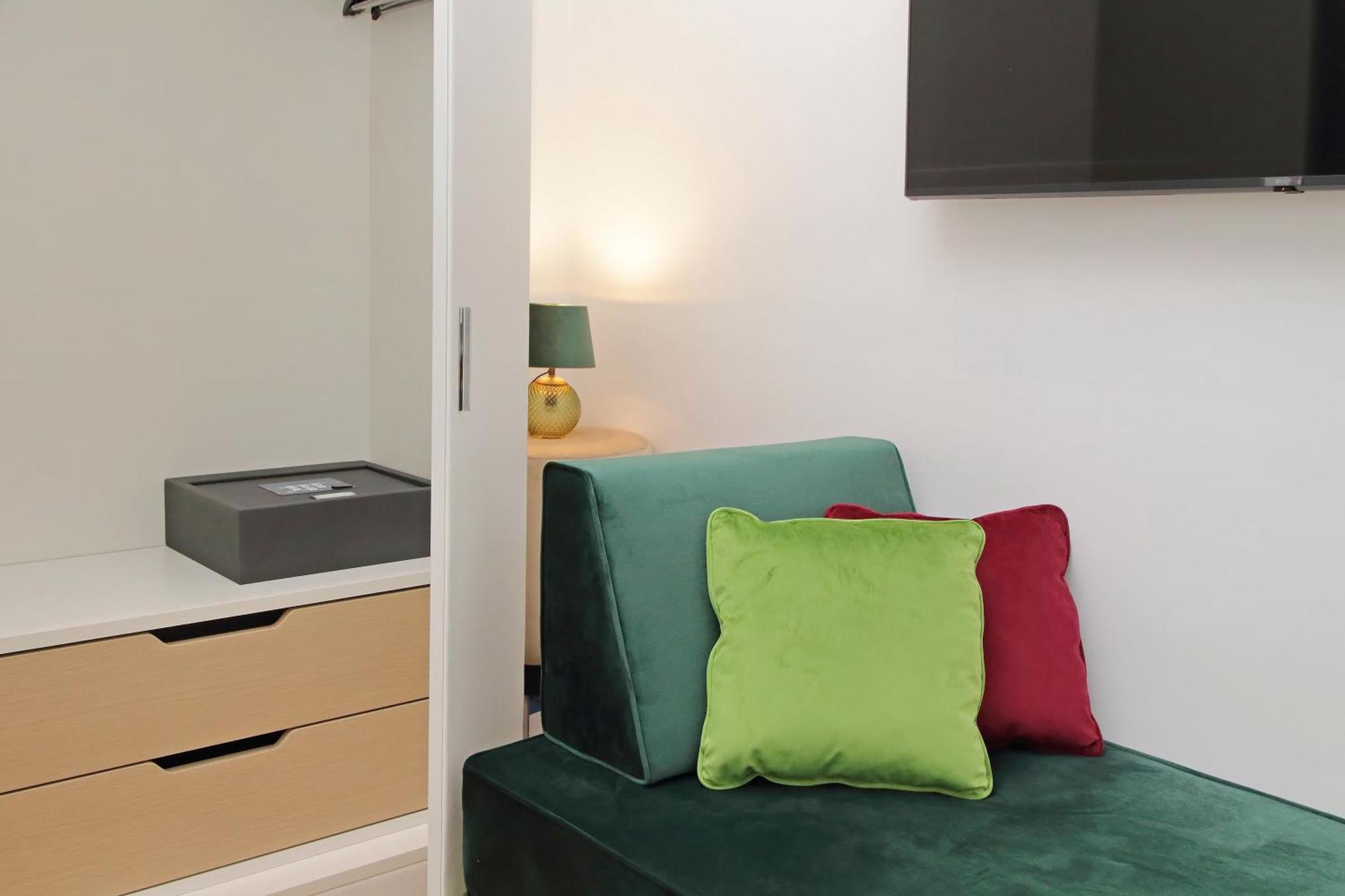 Deluxe Junior Suite