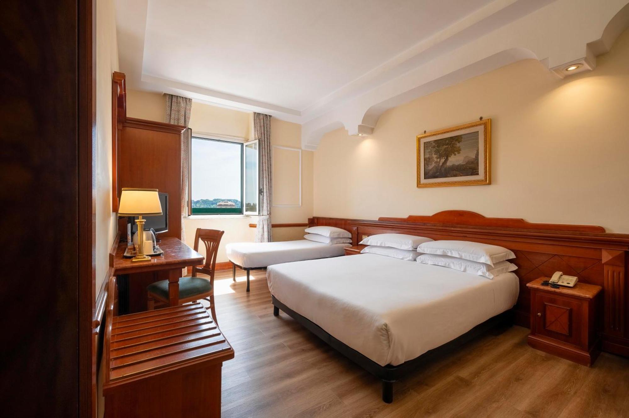 Quadruple Room City View