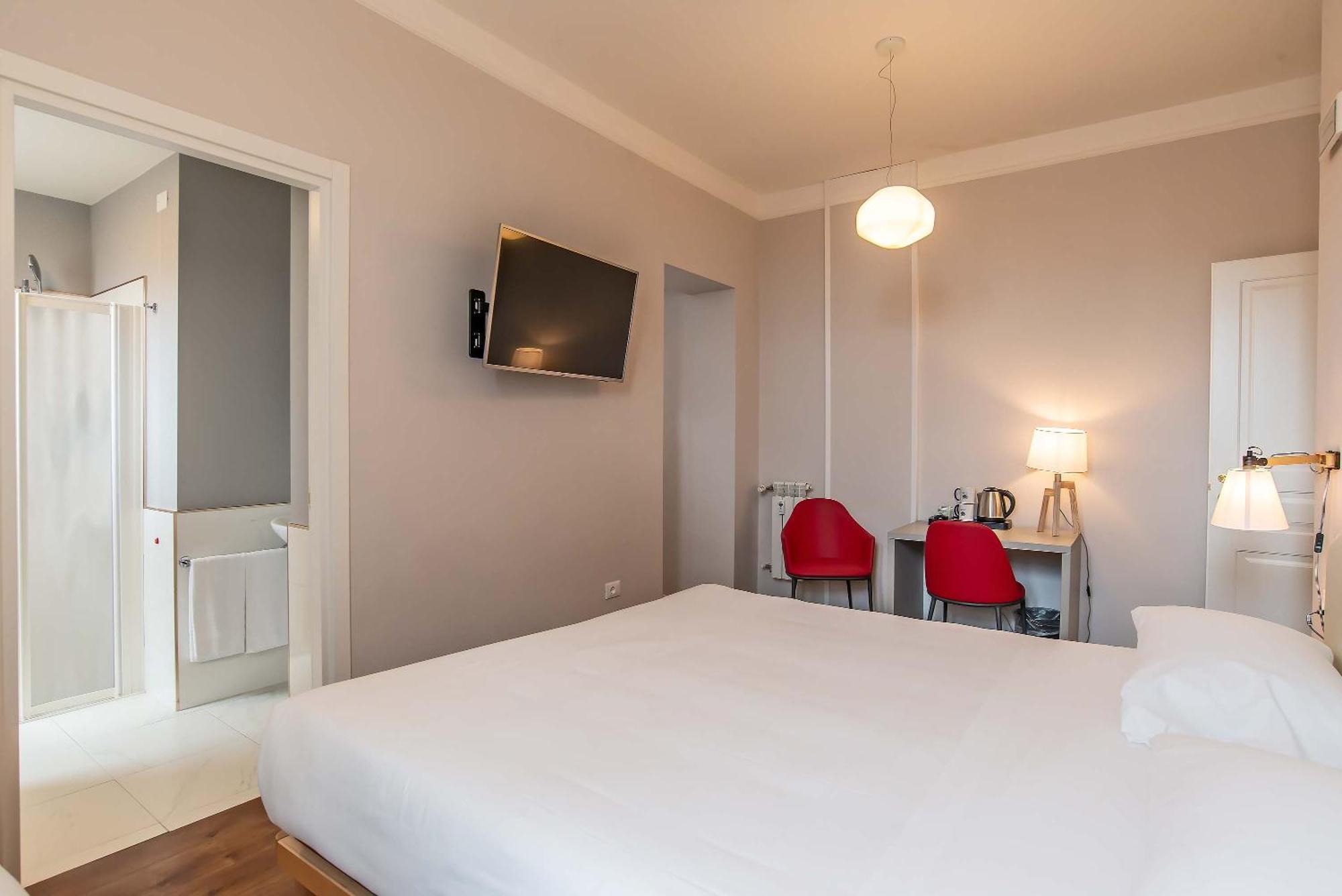 Basic Triple Room
