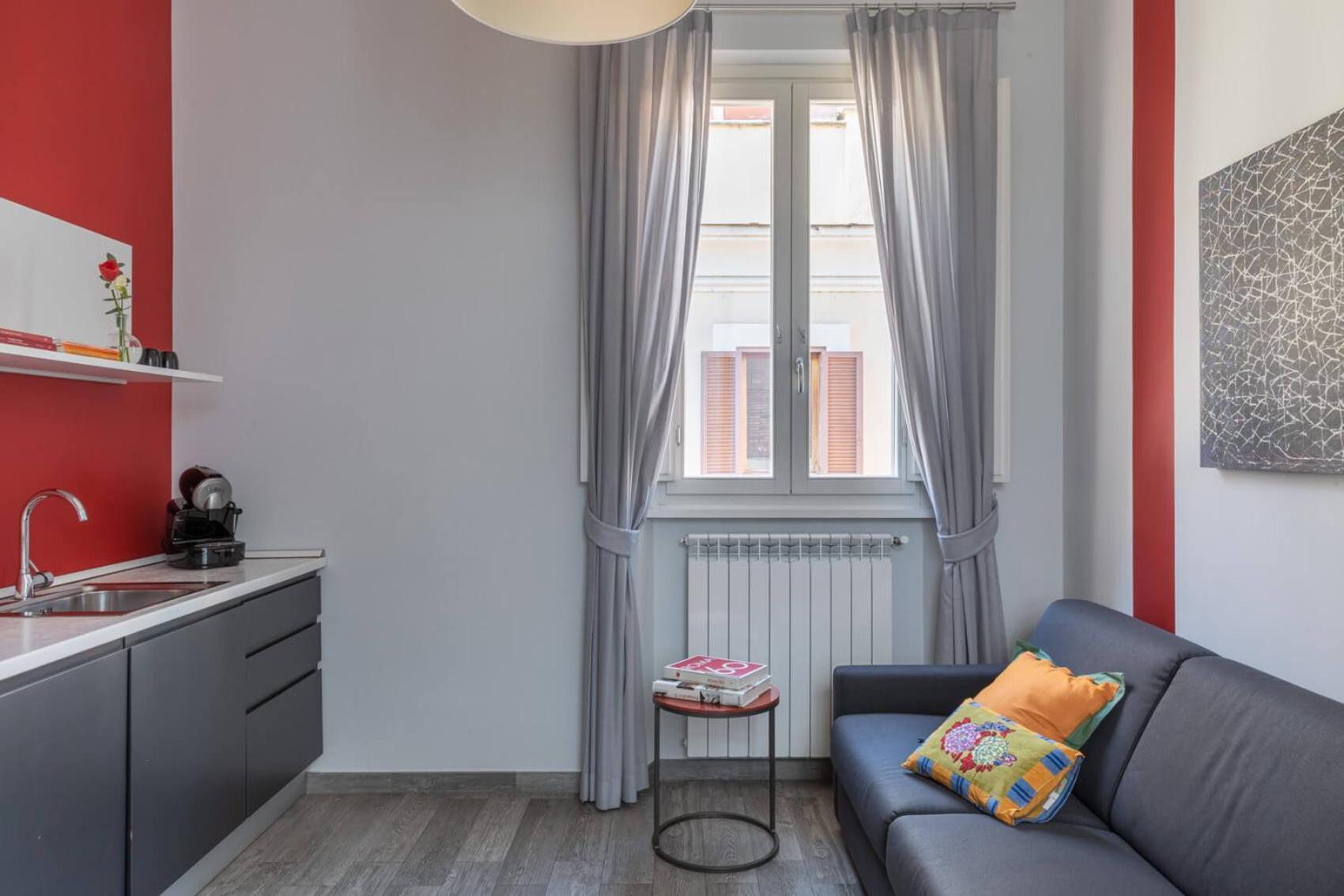 One-Bedroom Deluxe Apartment