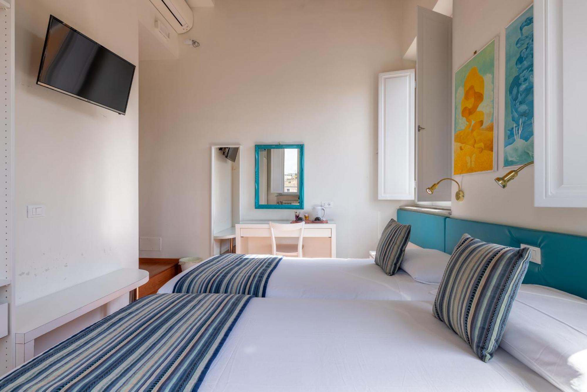 Deluxe Double or Twin Room City View