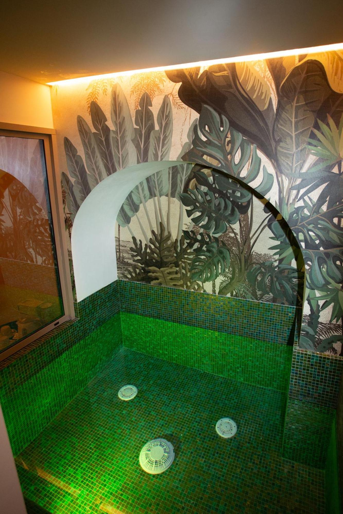 Suite Hot Tub
