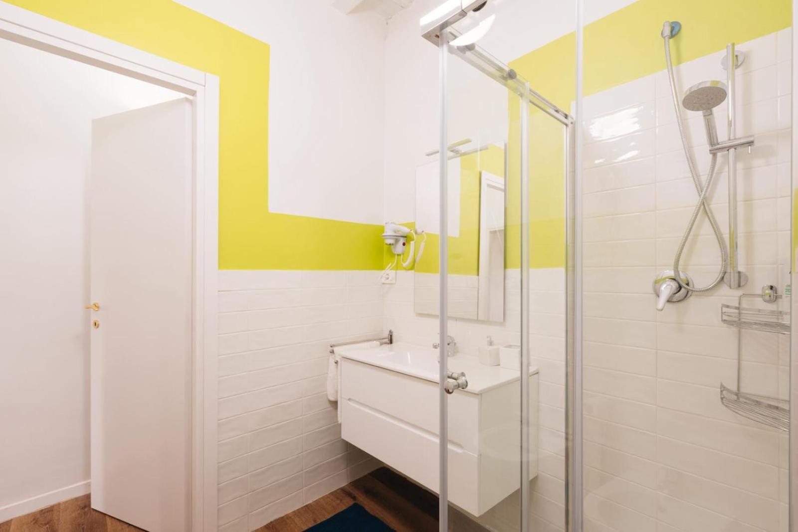 Double Room Private External Bathroom