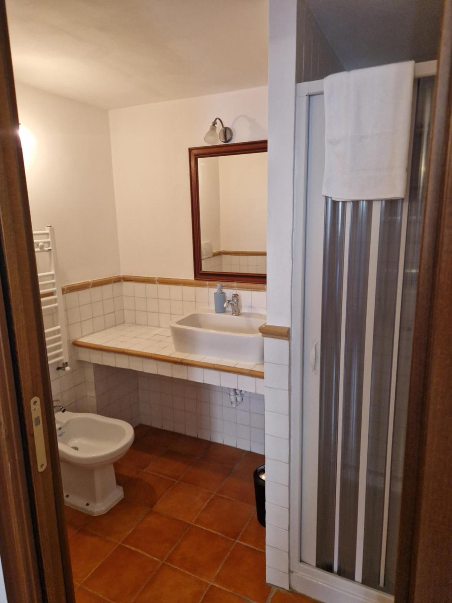Double Room Private Bathroom