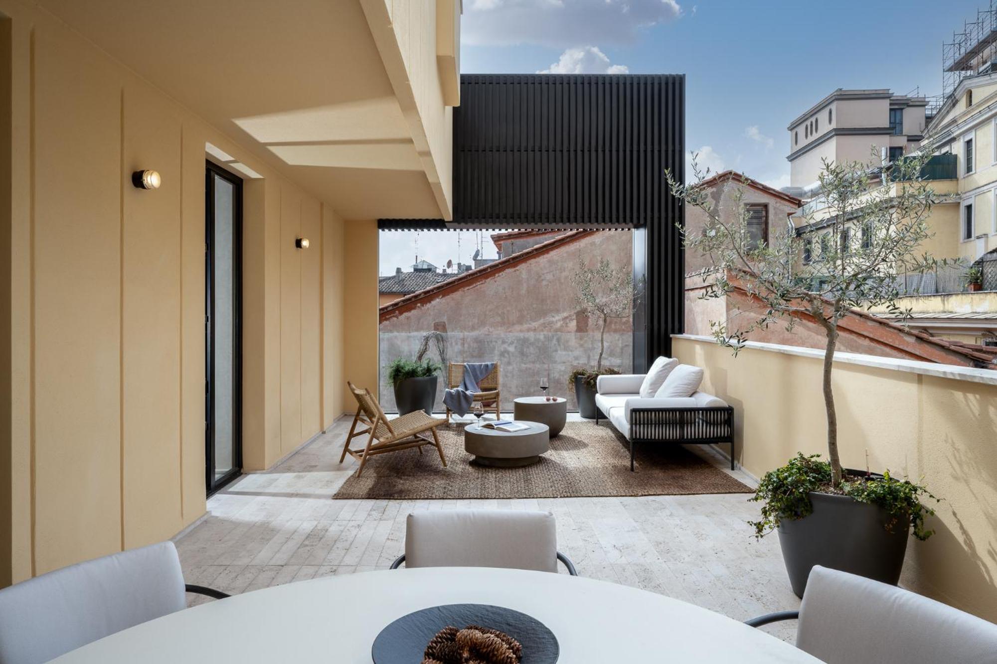 One Bedroom Apartment Big Terrace