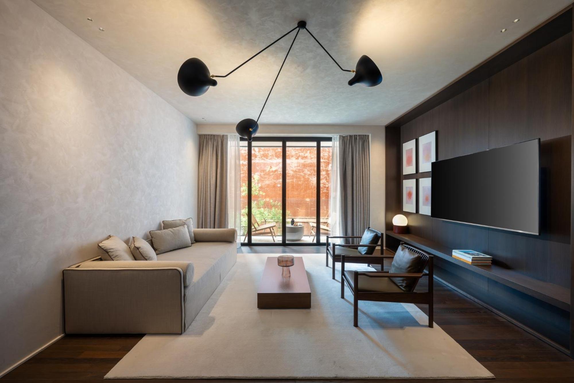 Large Studio Balcony