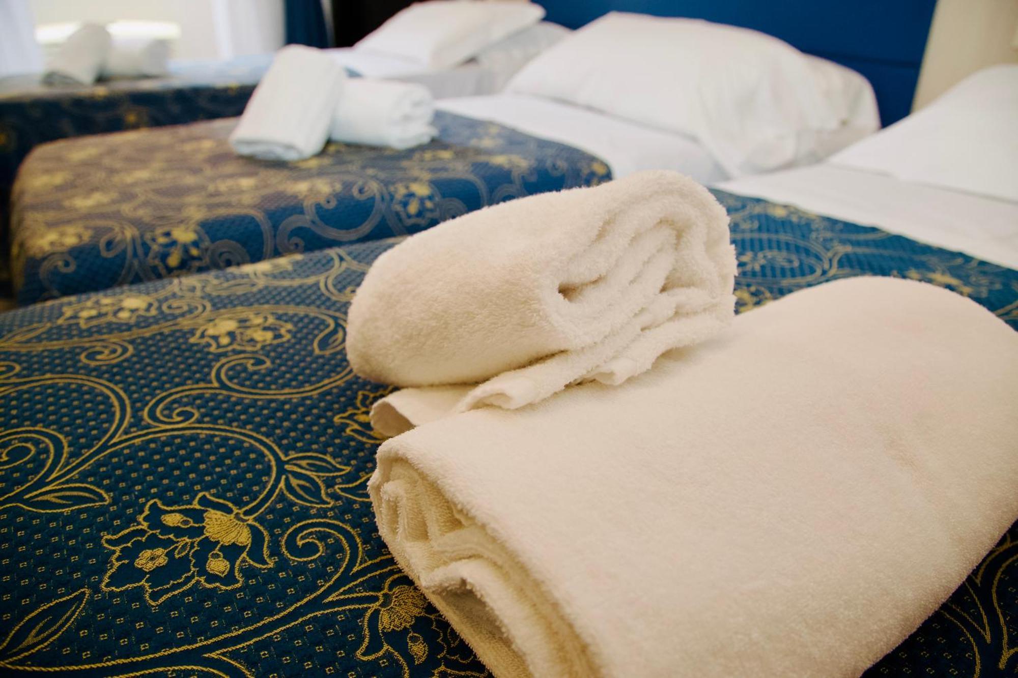 Comfort Triple Room