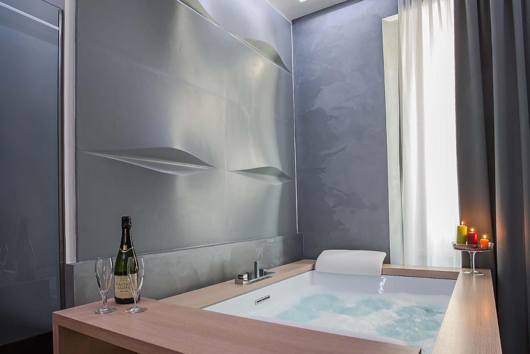 Suite Spa Bath