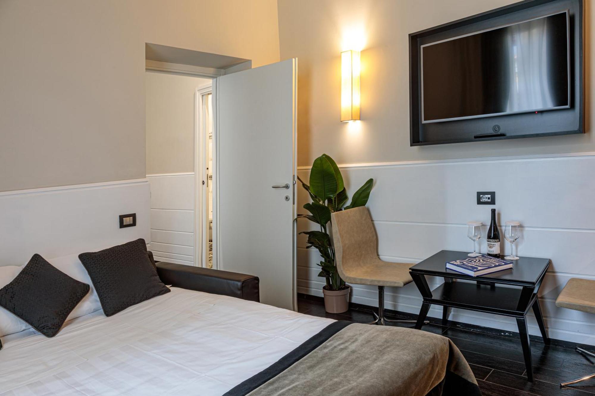 Deluxe Triple Room,1666679274:JPEG