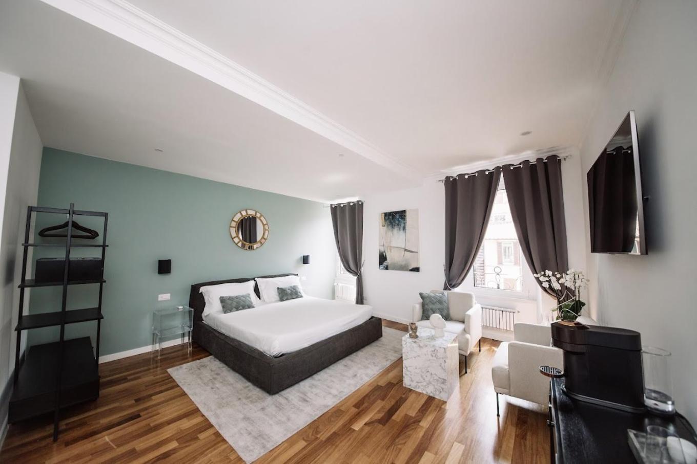Deluxe King Suite View