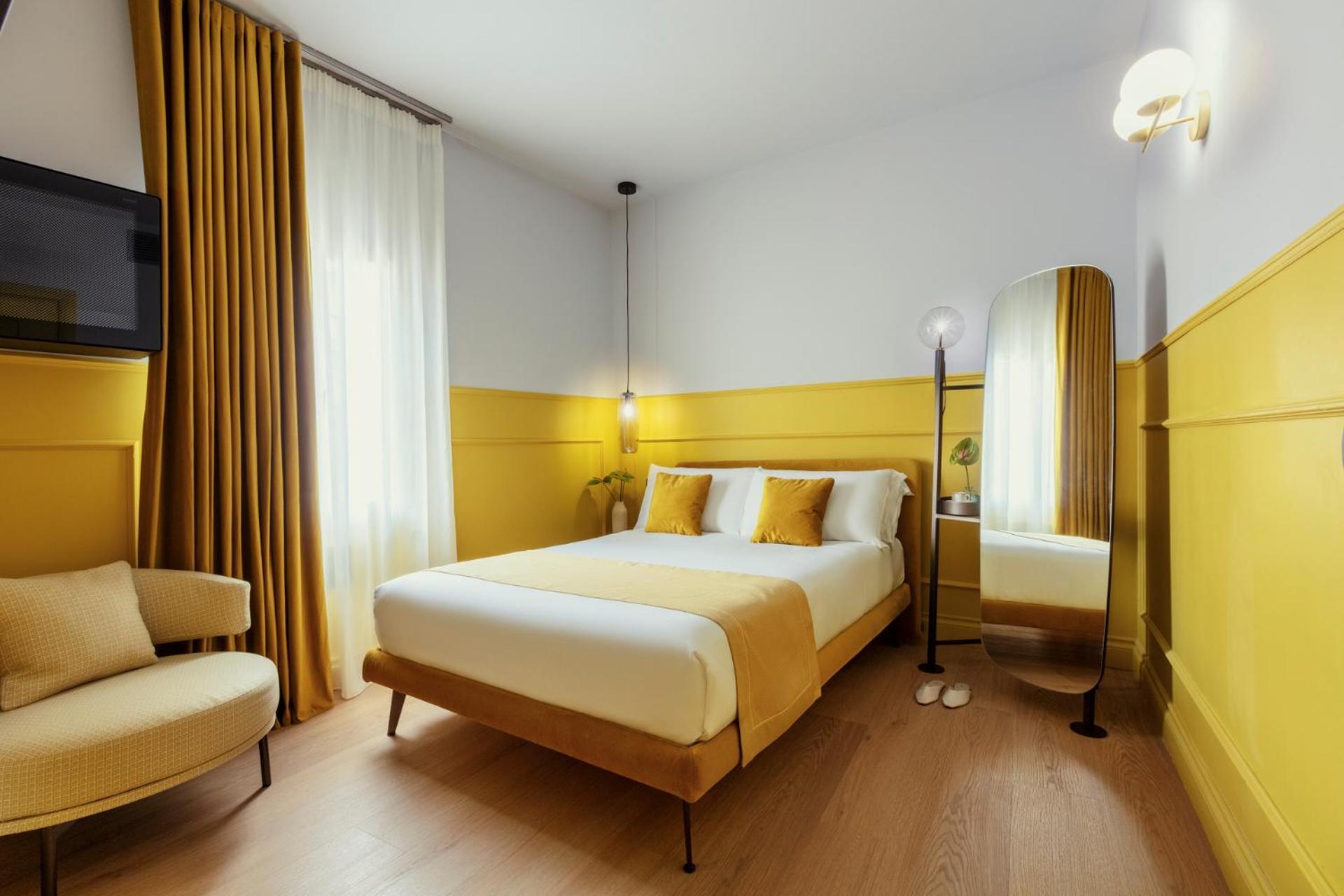 Small Double Room Separate Building