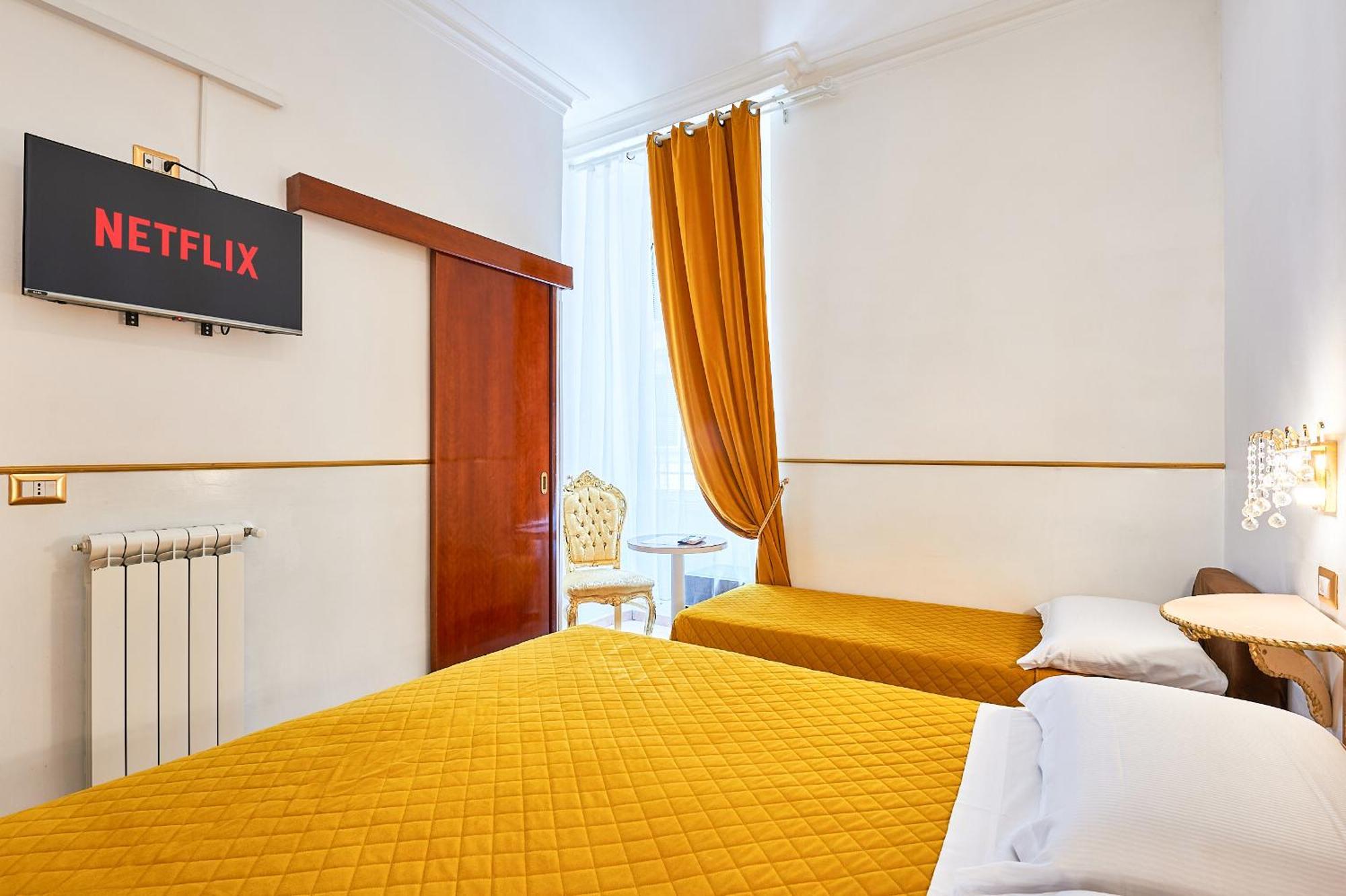 Triple Room