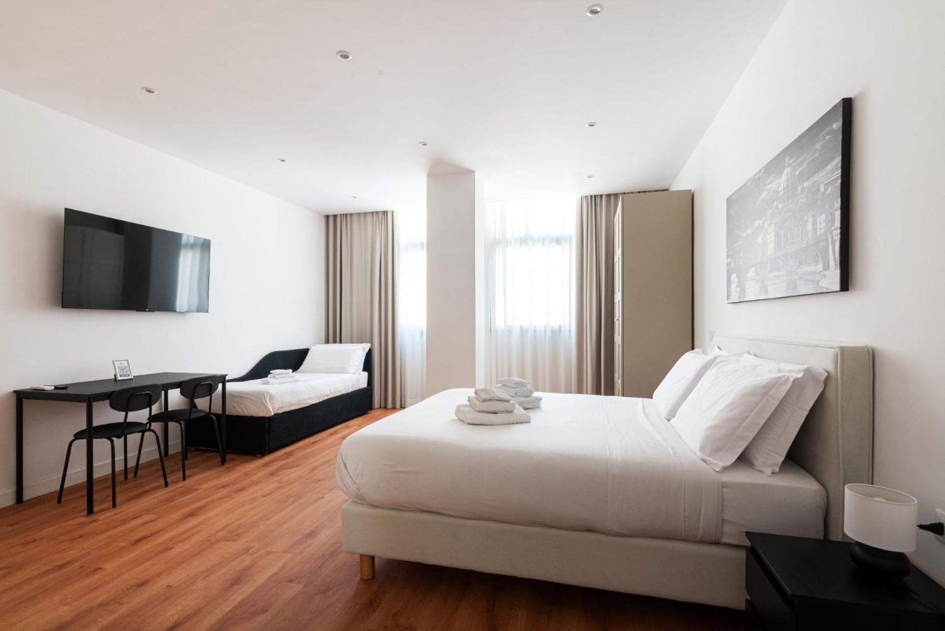 Deluxe Double Room Extra Bed