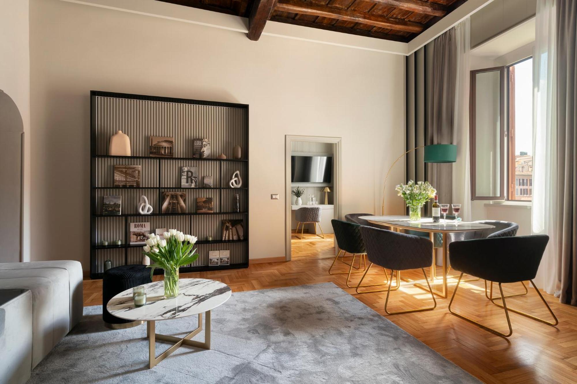 Pantheon View Suite Apartment Separate Building