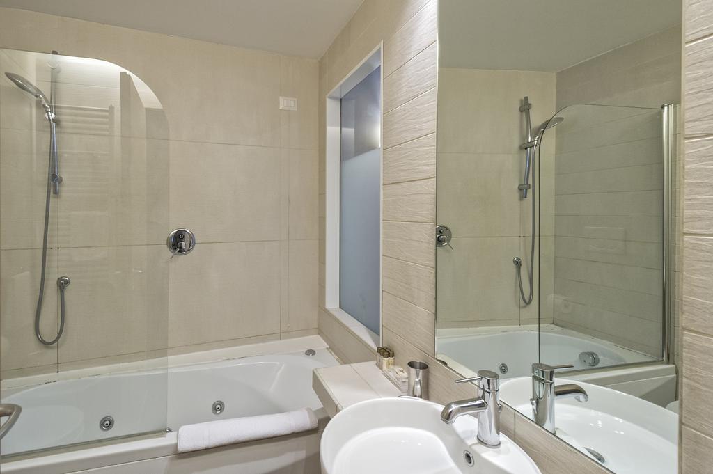 Triple Room City View