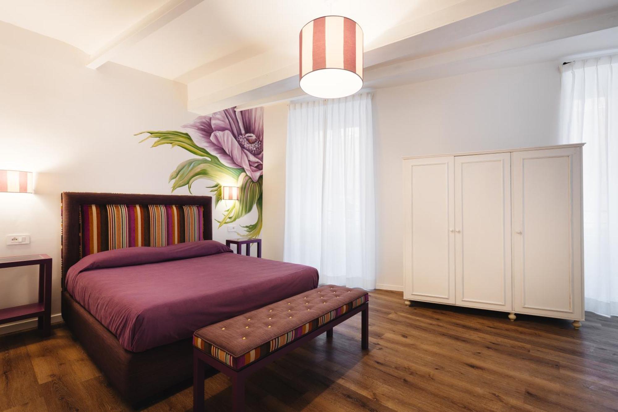 Three-Bedroom Deluxe Apartment