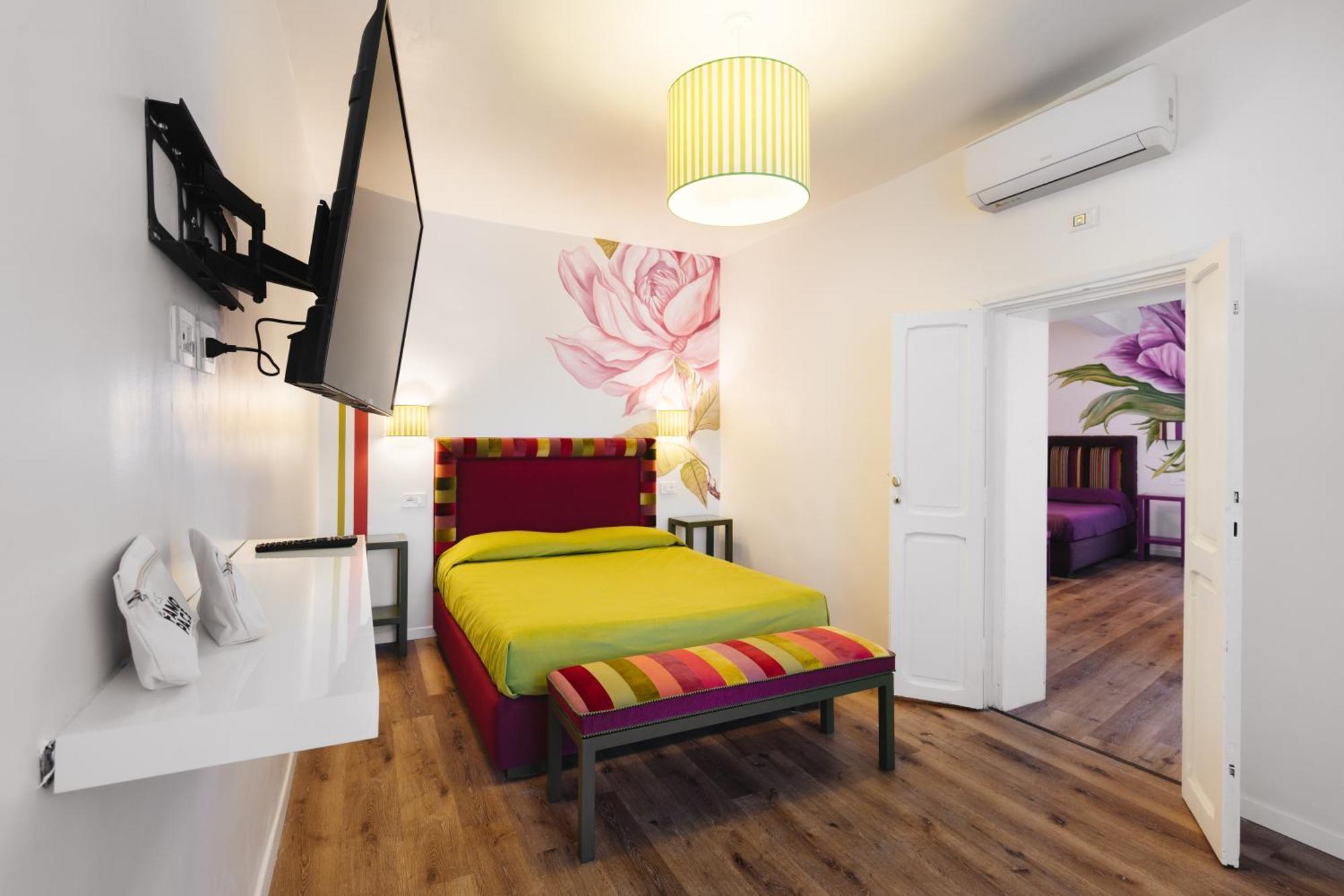 Three-Bedroom Deluxe Apartment