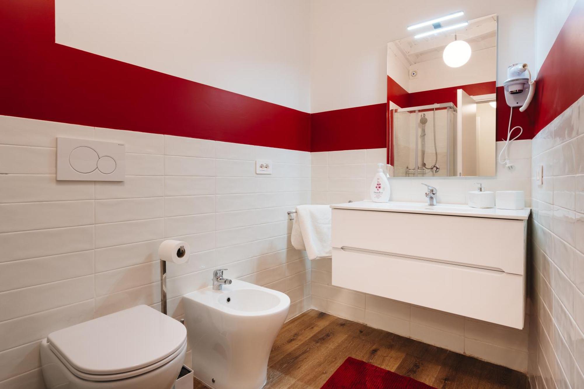 Three-Bedroom Deluxe Apartment