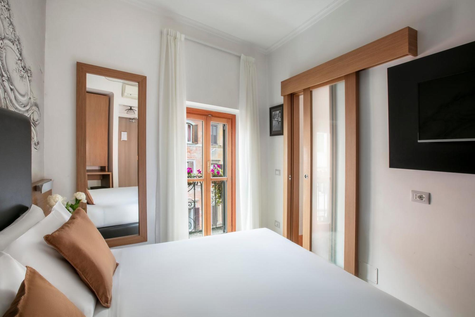 Double or Twin Room Balcony