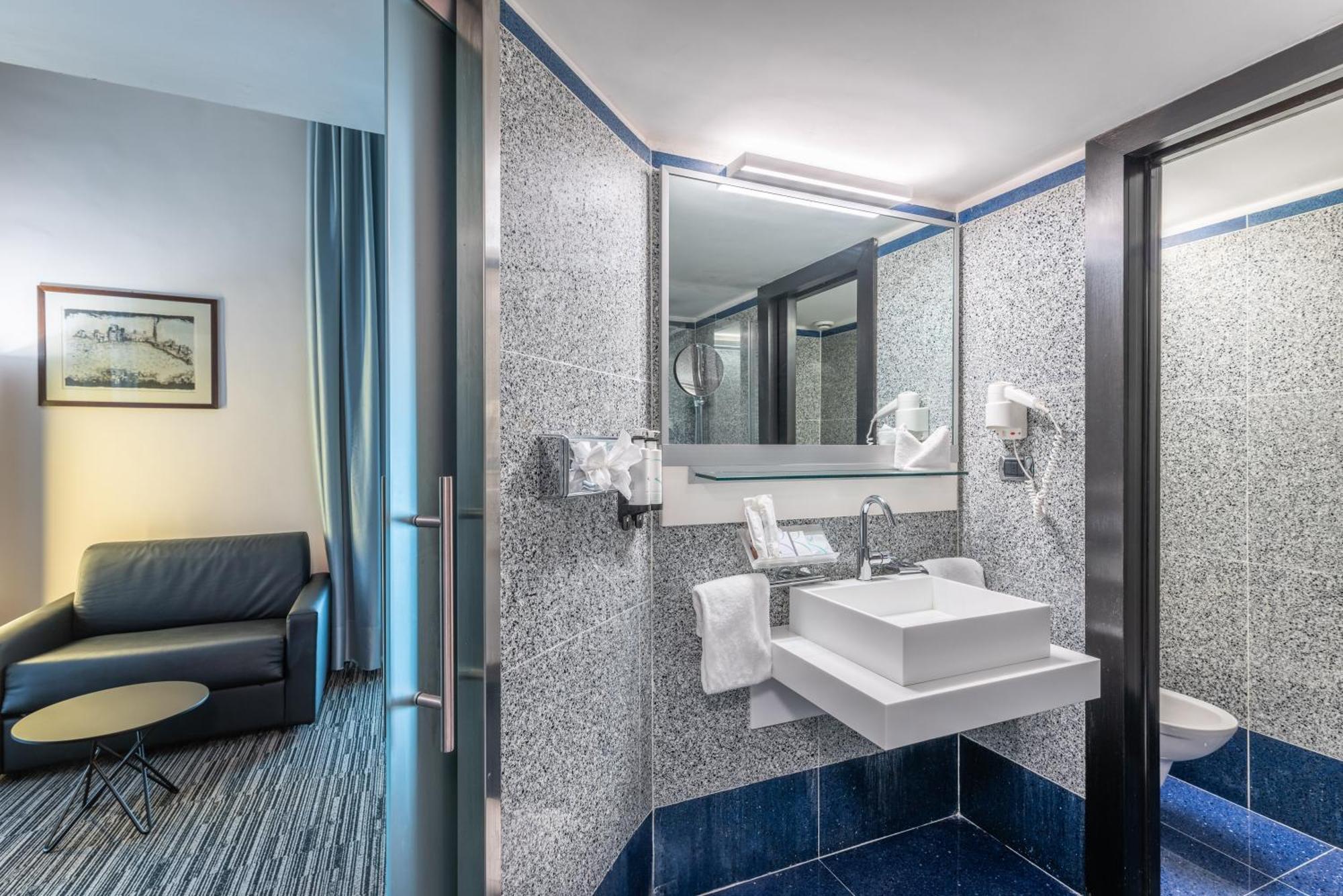 Junior Suite Split Level